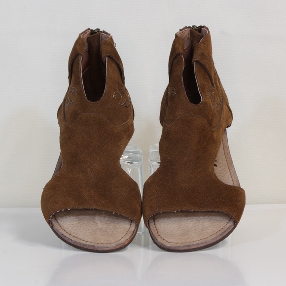 Naughty Monkey Women's Brown Suede Open Toe Ankle Shootie Sandals - Picture 3 of 9